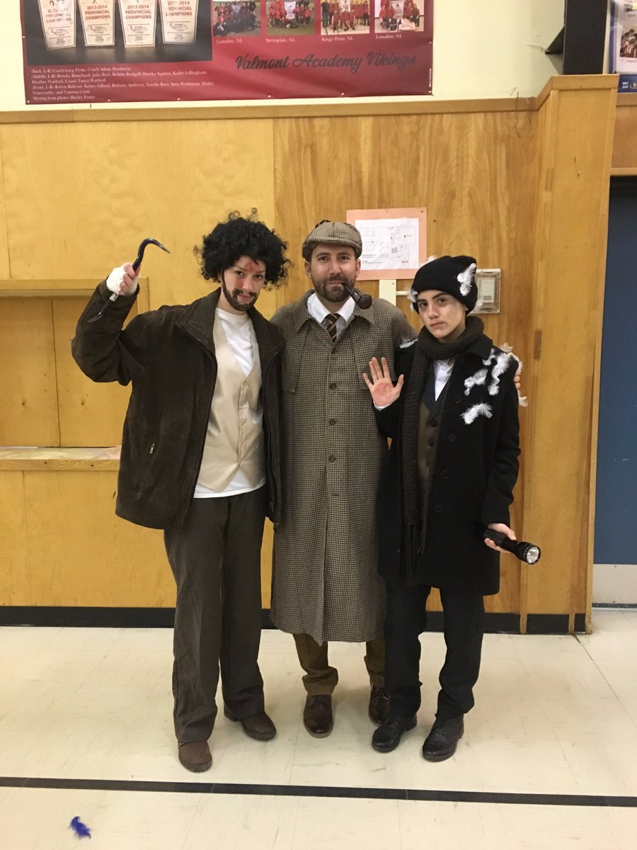 VAV_Vikings's tweet photo. How about the costumes today? #WetBandits https://t.co/2q4SgO1EC9