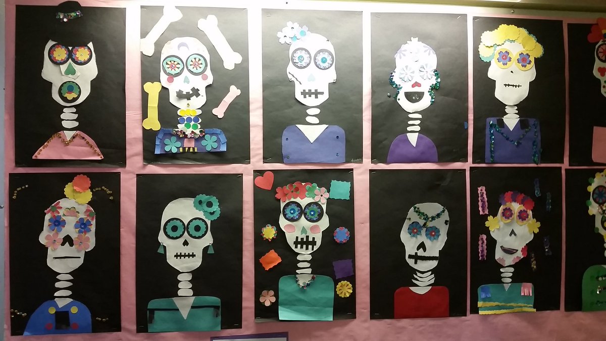 BeverlyClearyK8's tweet photo. October art with Mrs. Tanner! https://t.co/RV9k6KlCV3