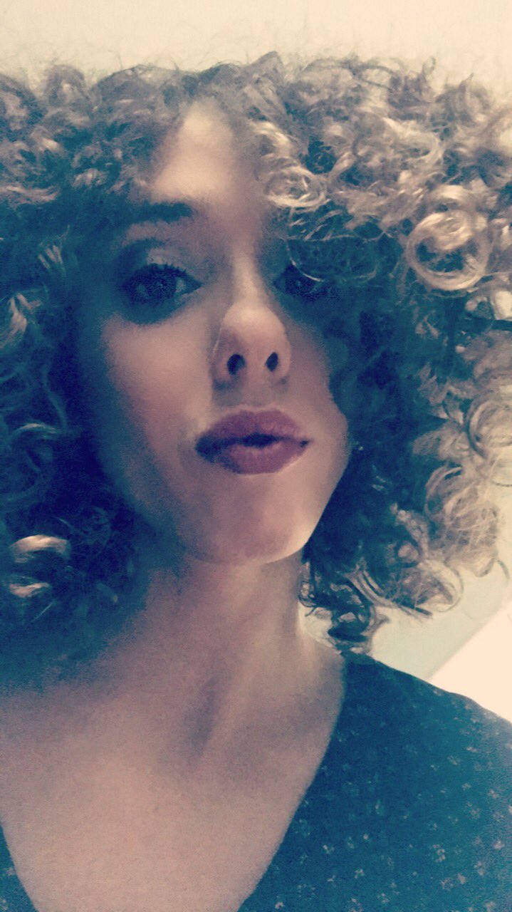 Lily Demure ♥️ on X: I do love my curls t.coMCl4HNw1ya  X