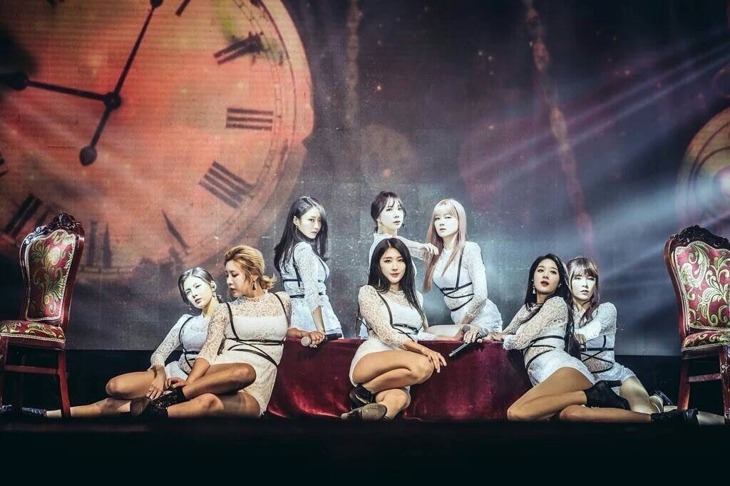 KPOPGirllGroups's tweet photo. ناين ميوسيس https://t.co/UjX9oPDBxY