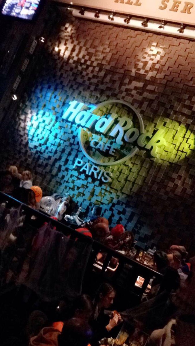 celebsinparis's tweet image. Halloween at @HRCParis #HRCParis #ThisIsHardRock #SpookyCocktails