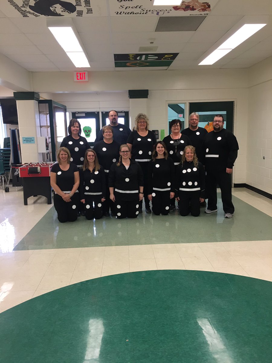 MPresber's tweet photo. Staff Dominios at @QuillLakeSchool !! https://t.co/nWFgR0SL1T