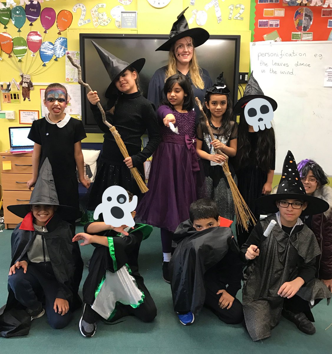 BCPS_4M's tweet photo. Some fantastic costumes in 4M today! @BCPSDeputy 🎃👻😁 https://t.co/sCS3xj61Ac