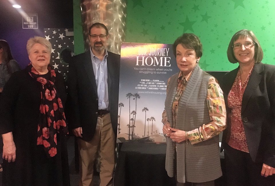 Housing4Houston's tweet image. Thanks to @ReThinkTweets, @HomelessHOU, @beaconhouston, New Hope Housing &amp;amp; all our attendees for viewing "Our Journey Home" last night! 📽🤝🏘