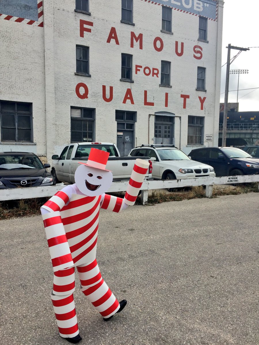 My 2017 costume. Have a #HappyHalloween all! #nuttyclub #famousforquality