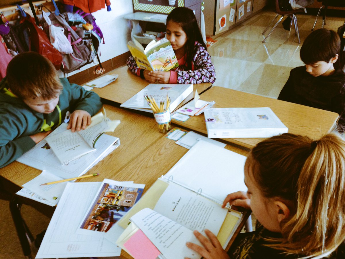 MissWalters3's tweet photo. On to asking and answering thick questions using team texts! The answers require inferences and/or connections 🤔 https://t.co/UrhmGMitnN