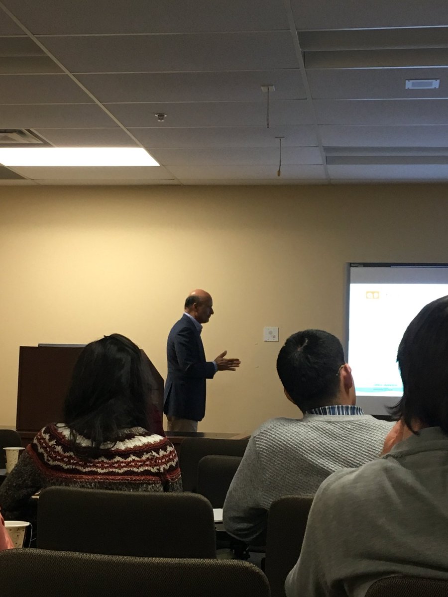UNUINWEH's tweet photo. Dr Manzoor Qadir, keynote speaker for lecture “Unconventional Water Resources” #MWW2017 https://t.co/l1tgfD49CZ
