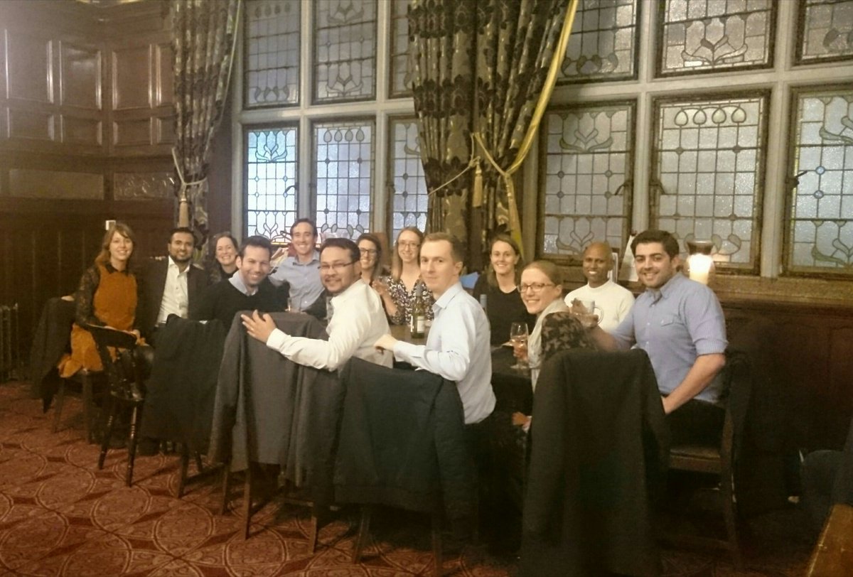 NataliePink1's tweet photo. Great evening with #chiefregistrars old and new! @CarolPostlethw1 @amy_haemDr @drjenjoiner  @SaqDr @orodosanlou @HelenaE87 @jen_isherwood https://t.co/NdhDZMklFI