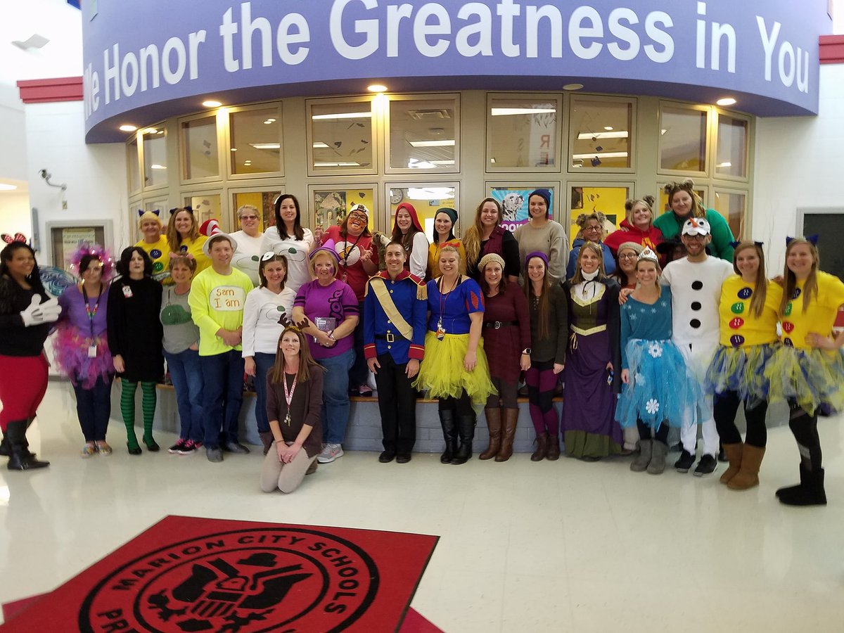 HolsingerMCS's tweet photo. We have such a great staff at McKinley! We work hard but we have a great time doing it!#werprexies https://t.co/q5GnzIFStb
