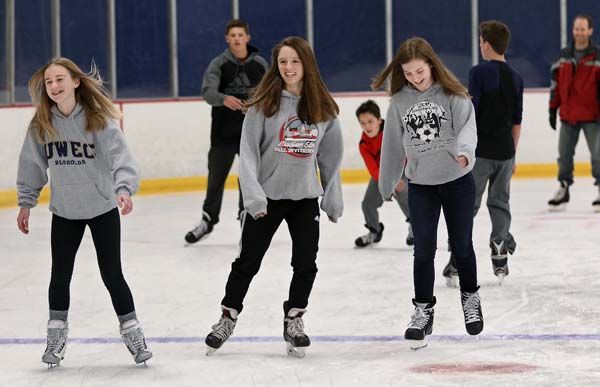 Sunday, Sunday, Sunday!!! Come on down to Hobbs for some open skating, it all starts at 6:30pm!
