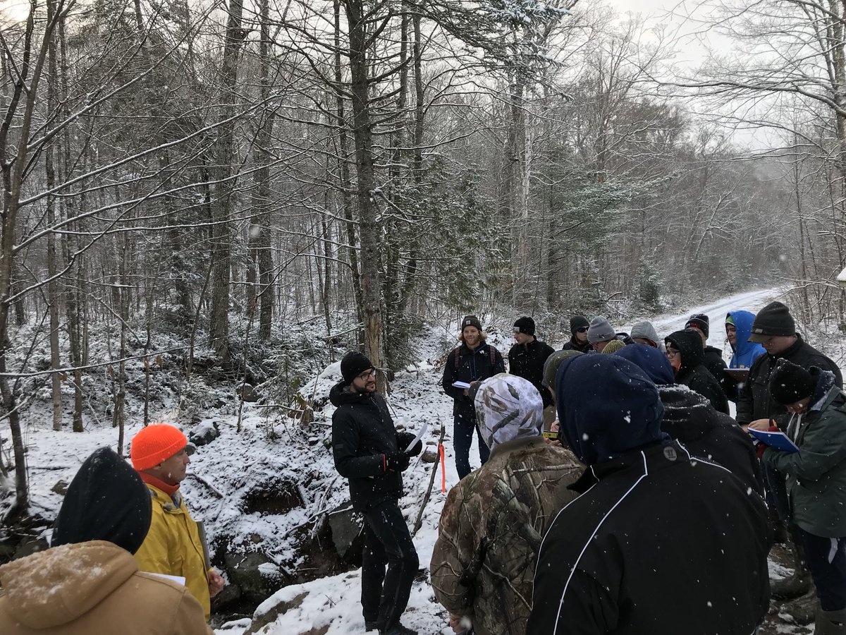 amoerke1's tweet photo. Great #Limno field trip to #TurkeyLakesWatershed to demonstrate atmosphere-land-water linkages. Thanks Dave, Paul &amp; @ErikJohnline https://t.co/21kvrUvJVi