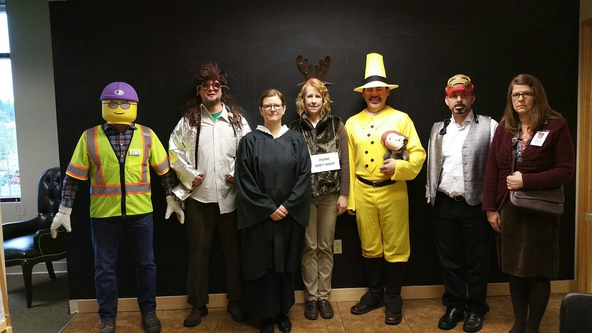 Trindera's tweet photo. #HappyHalloween2017 https://t.co/gh7cP6R54S