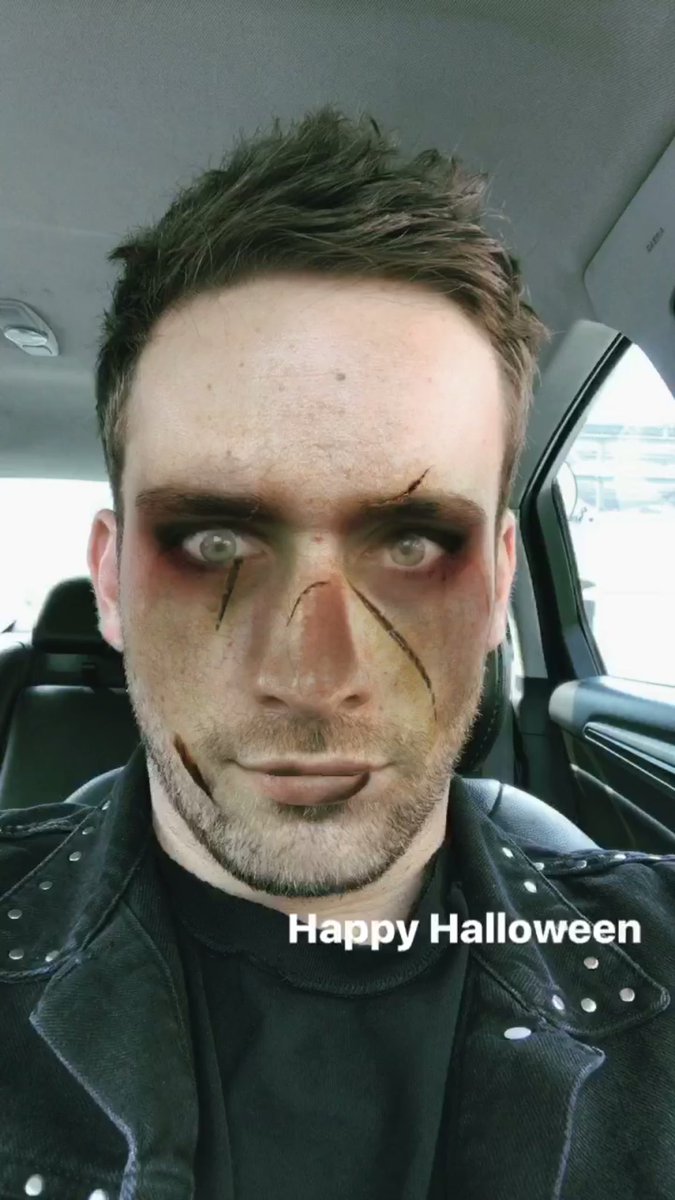 mauriciohenao's tweet photo. Have spooky day everyone ... happy Halloween 👻💀 https://t.co/wcYFdNL4z2
