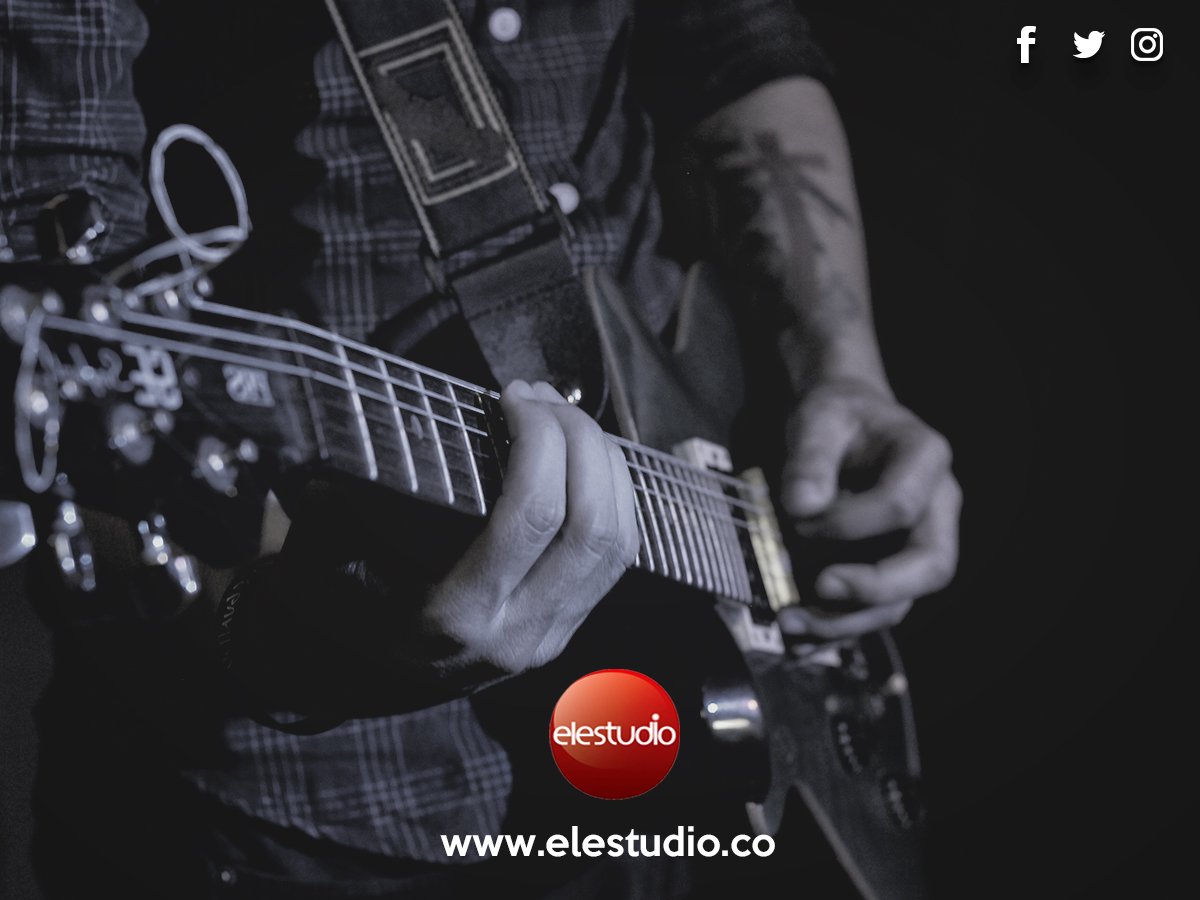 elestudio_rec's tweet photo. ¿Quieres qué tu marca se escuche diferente? 
Descubre en https://t.co/jQJaac6zVq

#jingles #radio #musica #marketing #spotify #socialmedia https://t.co/u0zozjG5hx