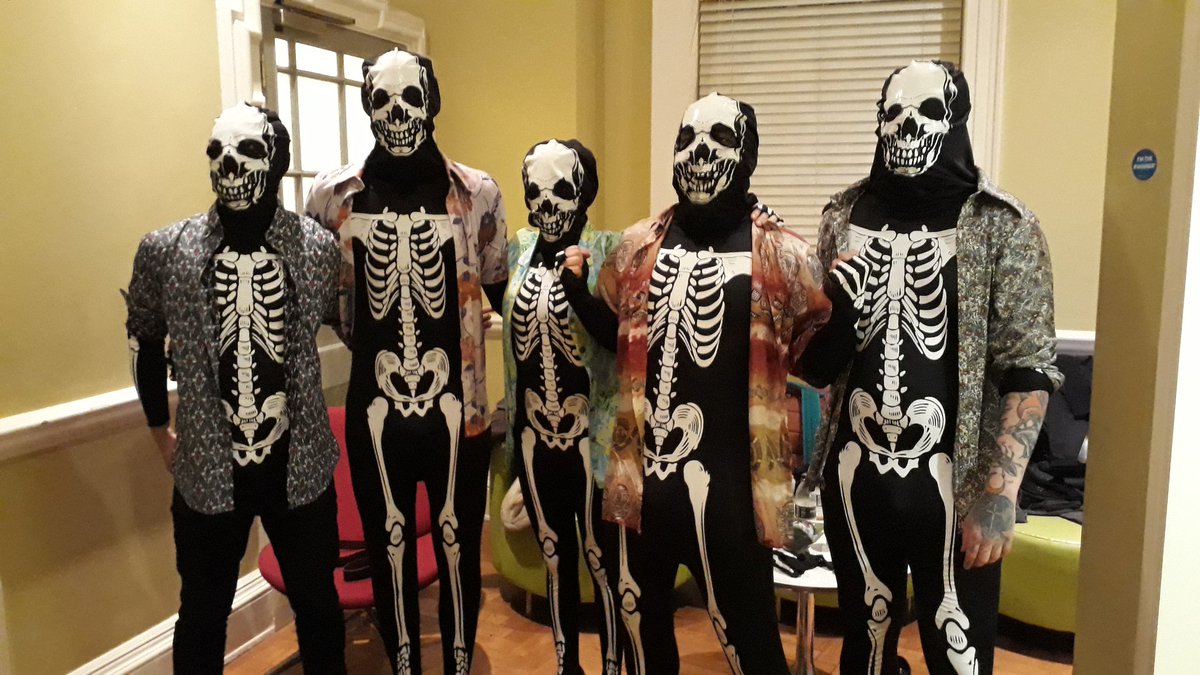 TibetanNightBoo's tweet image. Thanks @TheLovelyEggs @tiltingcraig @OPENNorwich for a #spoopy night!!!!!!!!