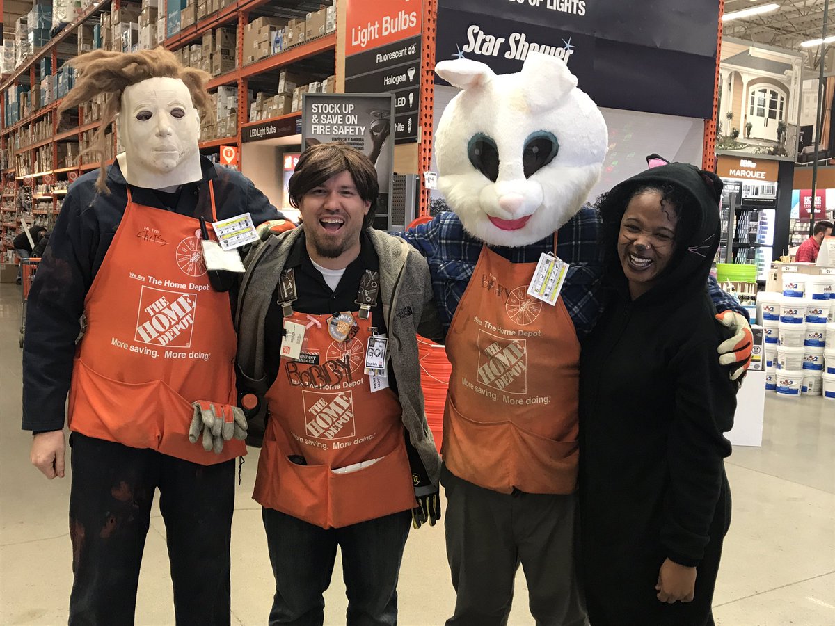 JuanitaQ1's tweet photo. More from 2727 #MWOCT2017 #MWSpirit17 @SWHR33 @BeverlySSmith1 @HosinskiKelly @hd_2727 @steegden2413 https://t.co/BBmvJ7MvUt