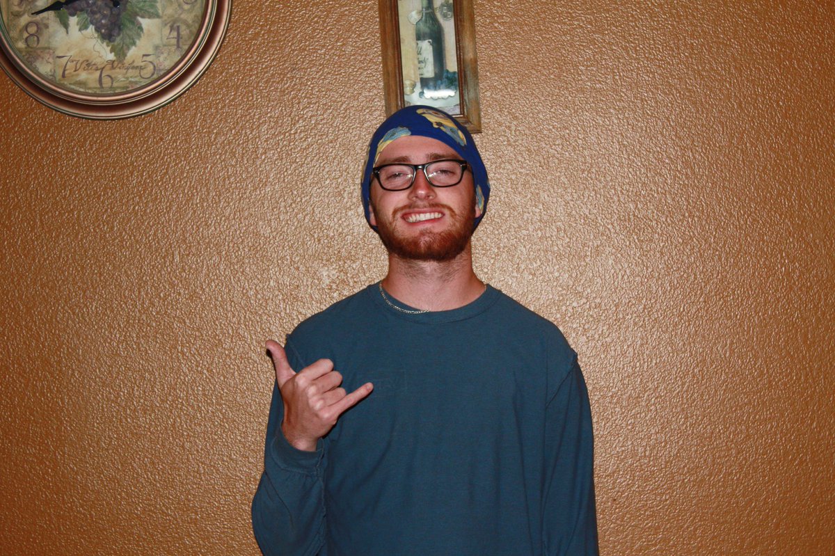 Tristanj_5's tweet image. The person I aspire most to be like and my favorite person, hero, advisor, teacher, and only grandpa I would want to dress up as. #RIPGG