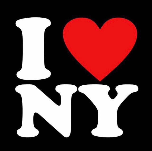 AlejandroSanz's tweet photo. En el lugar del corazón tengo una gran manzana #Manhattan #NewYork 🙏 https://t.co/mjEosOQ2U8
