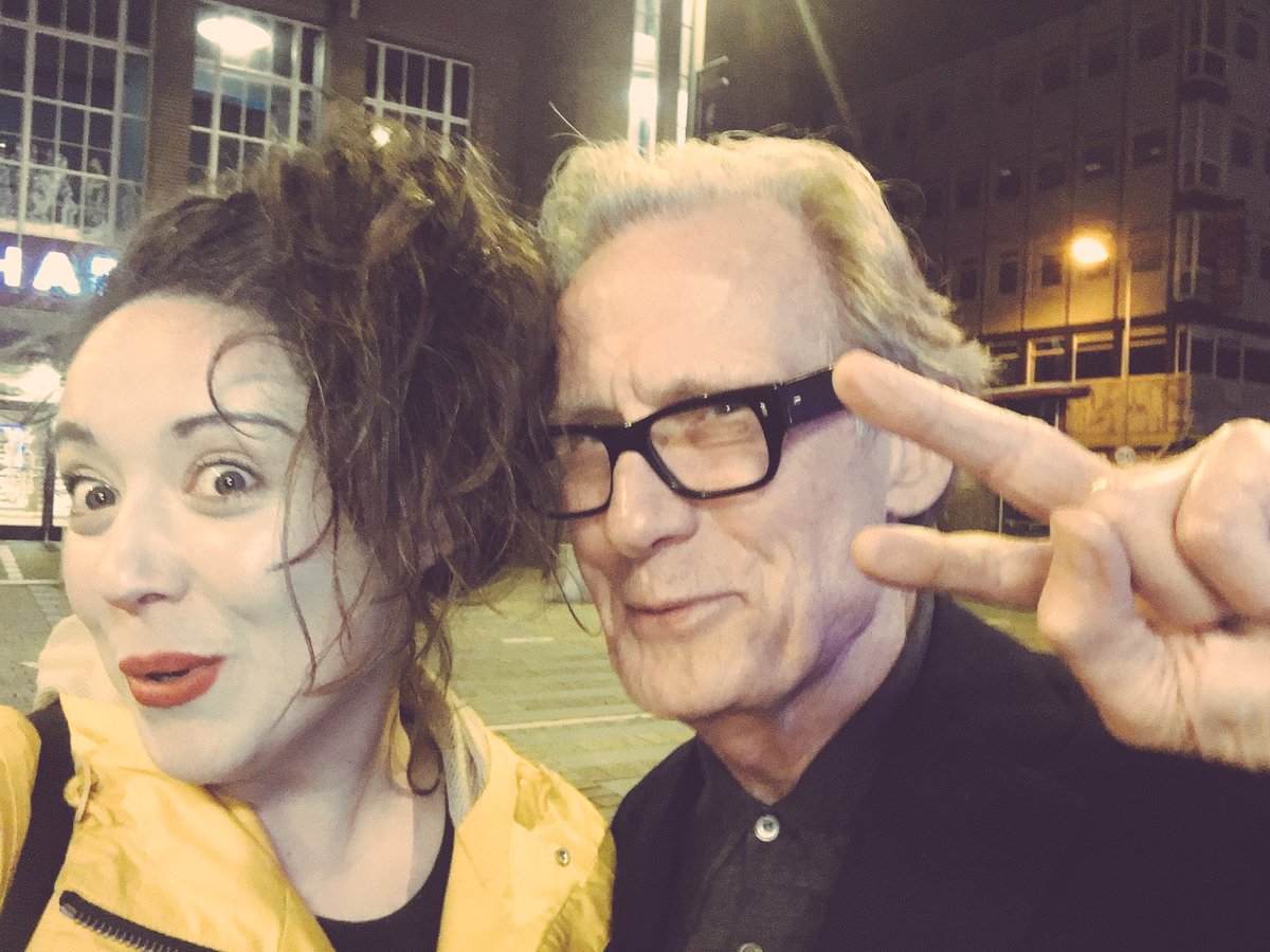ChillerBlack's tweet photo. On my way home after Halloween @Shiverpool tour... #BillNighy https://t.co/cn3wZzsI3h