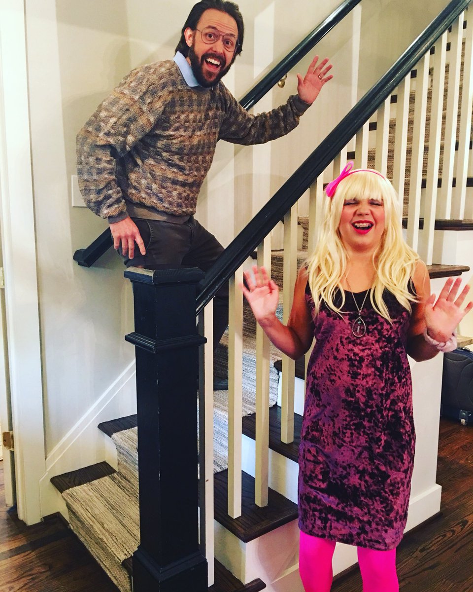 RyanGarrettLive's tweet photo. Catcha on the flippity flop!EW!
#SarahWithNoH #StepdadGary #Halloween2017 #JimmyFallon #TonightShow #Ew @jimmyfallon @fallontonight @80miles https://t.co/M0VNmWxT79
