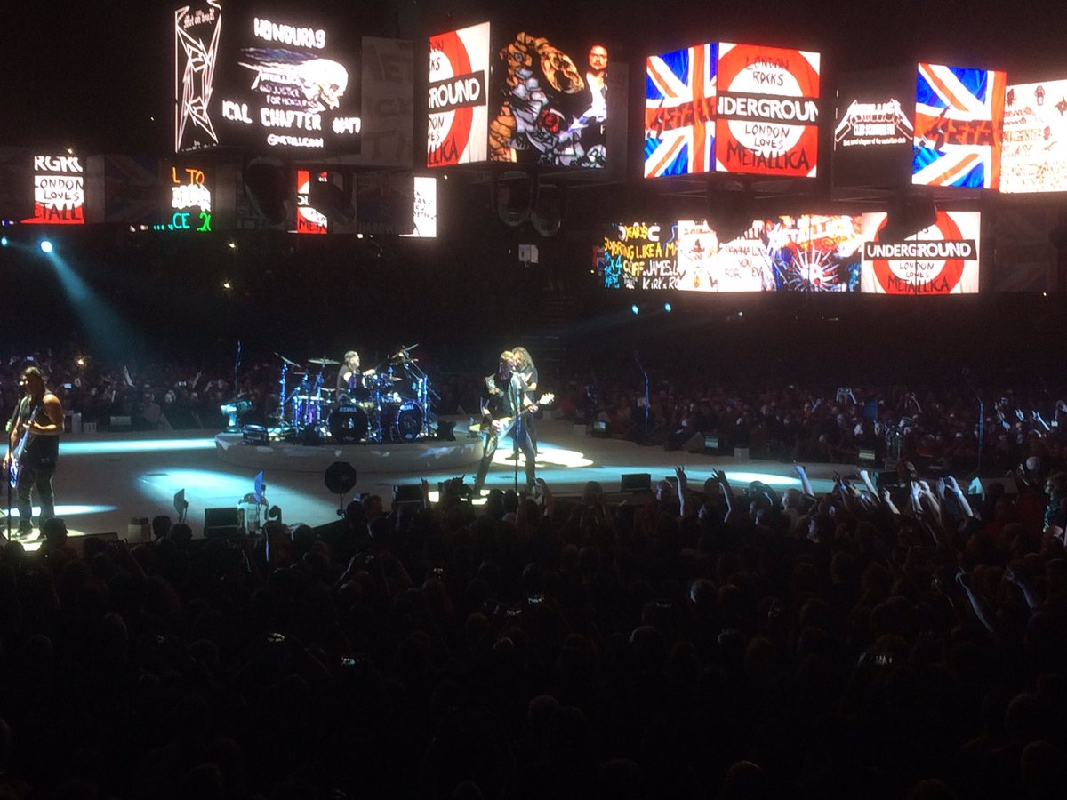RobEasty's tweet photo. Insane gig last night @Metallica you were awesome ! Ears still ringing ! #MetInBirmingham https://t.co/2alHBEhVe0