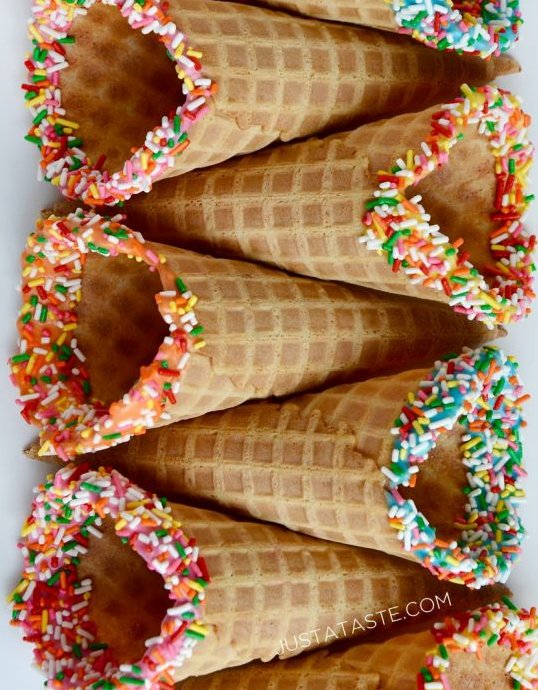 It's not like ice cream needs an improvement, but dipping your cones in sprinkles would add a fun touch! goo.gl/n534JM