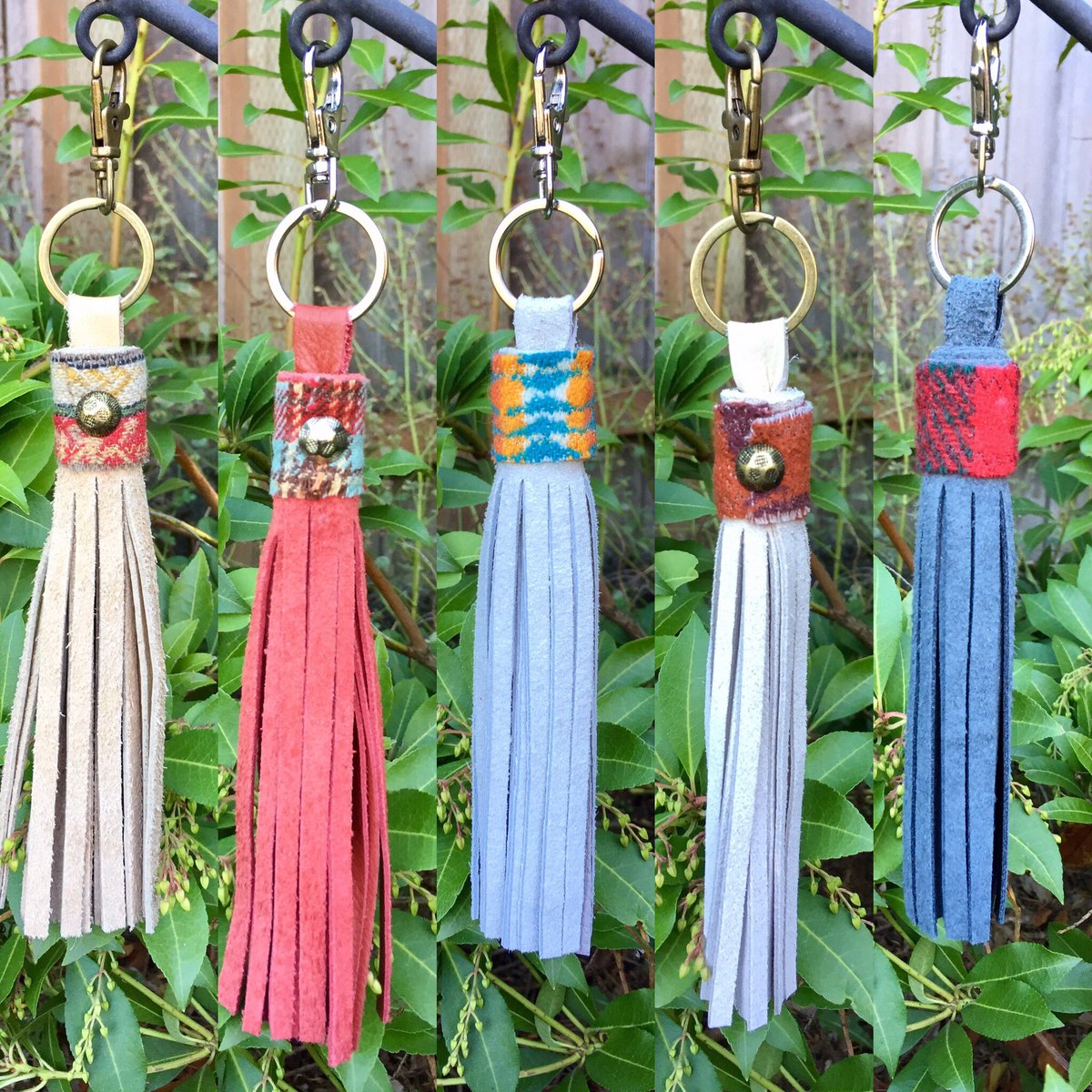 WWomyn's tweet image. What I did with my day #Photoshoot #etsyseller #leathertasselkeychains
etsy.com/shop/WalkingWo…
