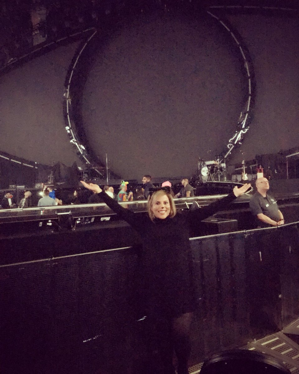 PinaOnAir's tweet photo. Soooooo ready!!!!!!!!!! @katyperry #KatyPerryTO #WITNESSTHETOUR https://t.co/a7bs1S5LcS