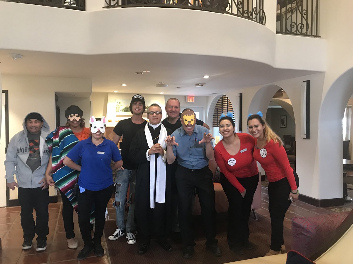 triadaps's tweet image. Happy Halloween from the Triada Team! #servicefanatics  #TriadaPalmSprings