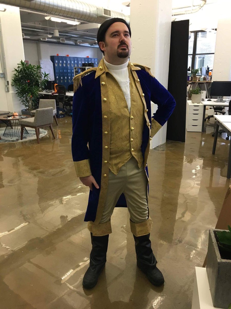 AA_ronVernon's tweet photo. Me as @Lin_Manuel as Alexander Hamilton. Happy Halloween everyone! 🎃👻🕸 https://t.co/YGmvroybg9