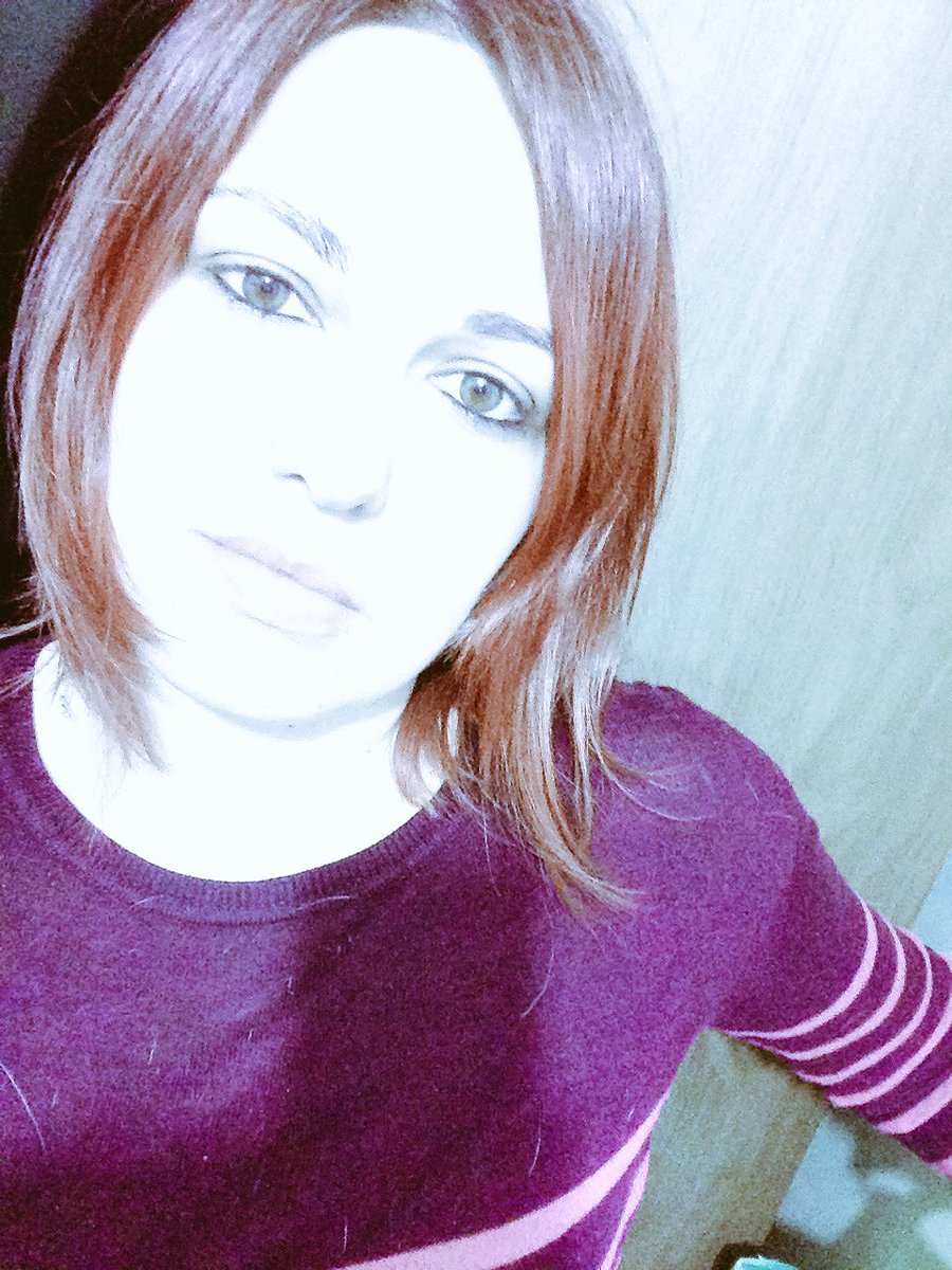tacirelli's tweet photo. Quê que foi, menina? 😶 #muitacalma https://t.co/Ui93yoscN5