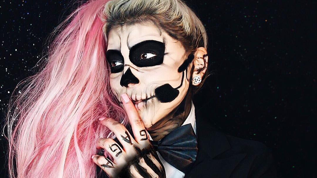 Interscope's tweet photo. .@crystalgcool shares her @ladygaga #BornThisWay inspired look on @musicallyapp https://t.co/m1pog4Xtsq  #MuserWeen2k17 https://t.co/oVshXdaxP3