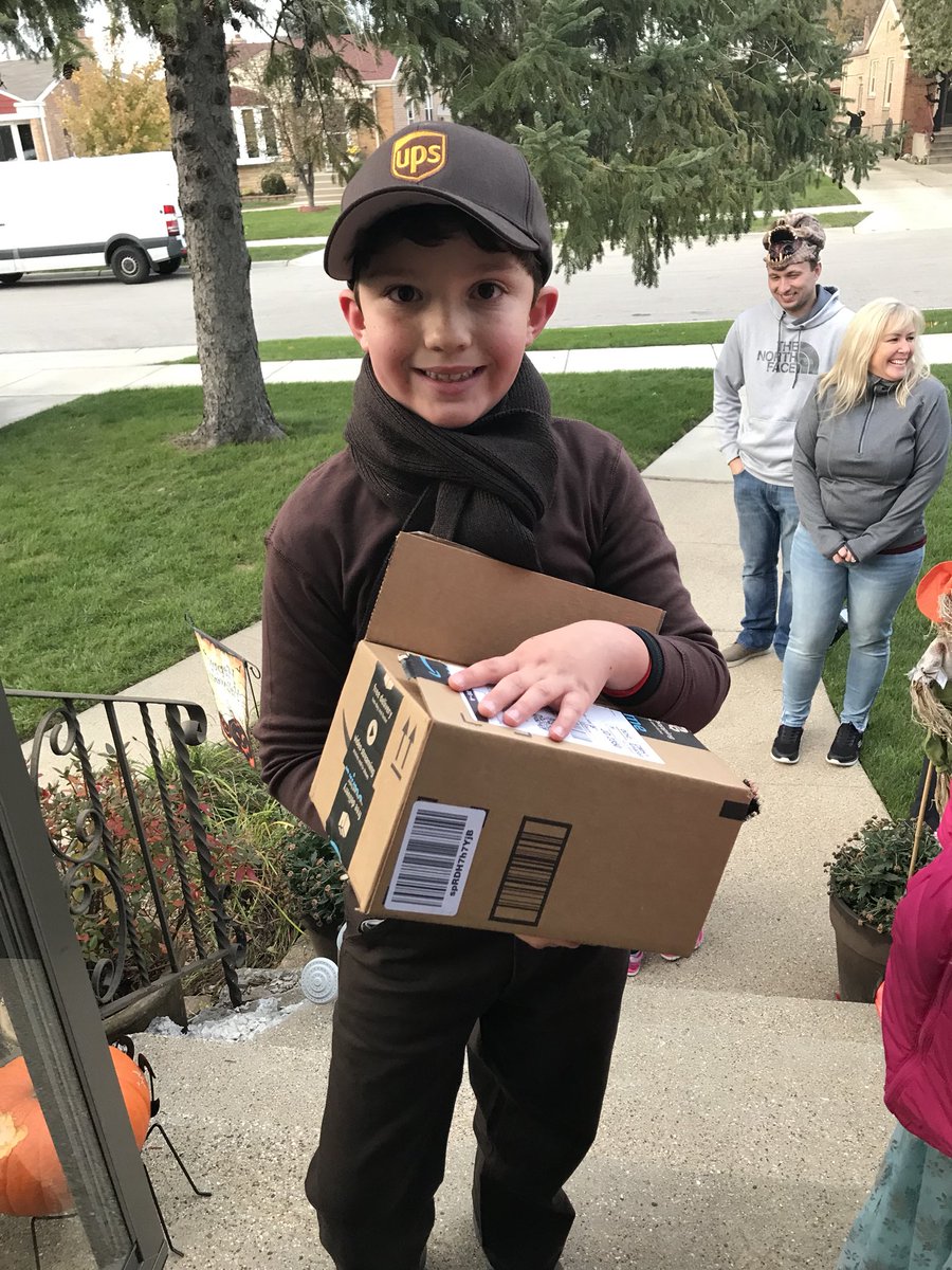 Christopher Tronco (@cft83) on Twitter photo Special Delivery from a #futureUPSER Happy Halloween <a href="/IllinoisUPSers/">IllinoisUPSers</a> thanks <a href="/BButorkaB/">Brian Butorka</a> Special Delivery from a #futureUPSER Happy Halloween <a href="/IllinoisUPSers/">IllinoisUPSers</a> thanks <a href="/BButorkaB/">Brian Butorka</a>