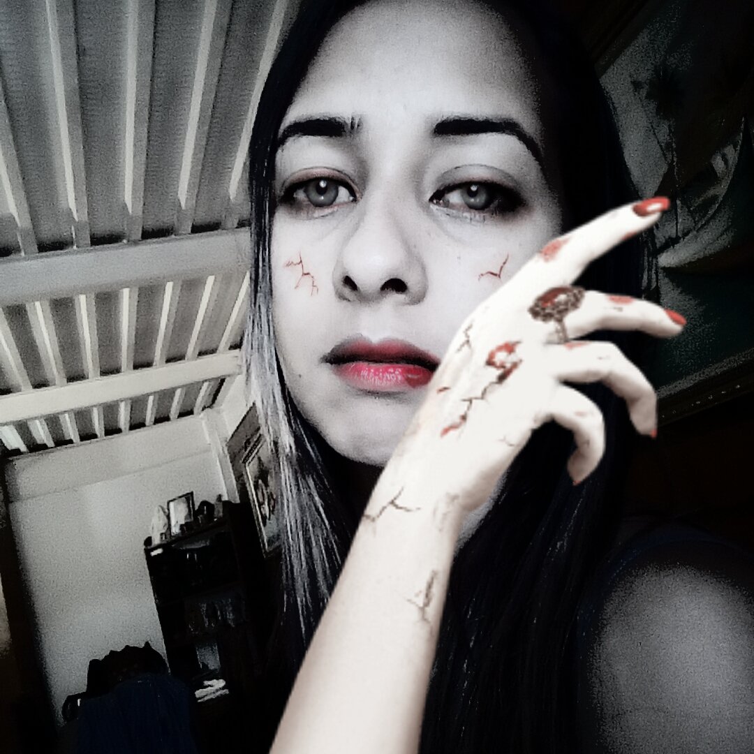 ariadnap69's tweet photo. Y como yo soy farandi tengo que subir mi foto de #HappyHallpween 🎃👻 https://t.co/CjokRr3A0K