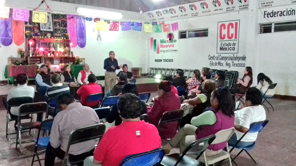 ComitePriTex's tweet photo. Reunión semanal del @ComitePriTex. https://t.co/8R7In0HN3B