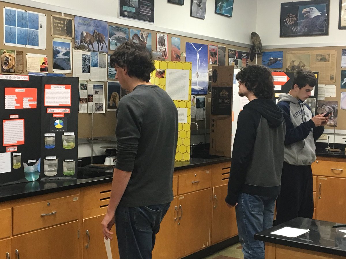 RoschChem's tweet photo. @UpperPerkHS chemistry class research: Poster presentation day. Good Job! Some really good results and posters! https://t.co/2XdmK0efOn