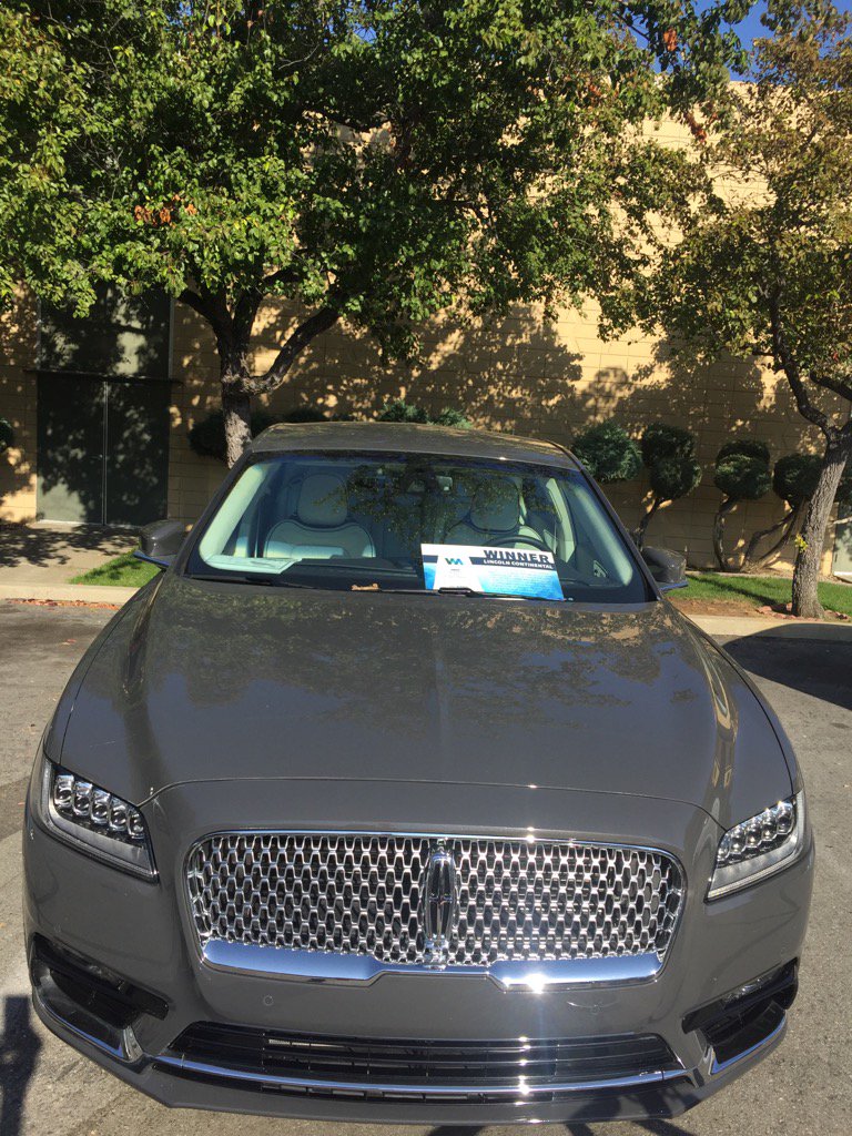 olga_media's tweet photo. @LincolnMotorCo Continental model #UXNext 
@UX_Next
#OlgaMedia https://t.co/9kv7uZCkG3