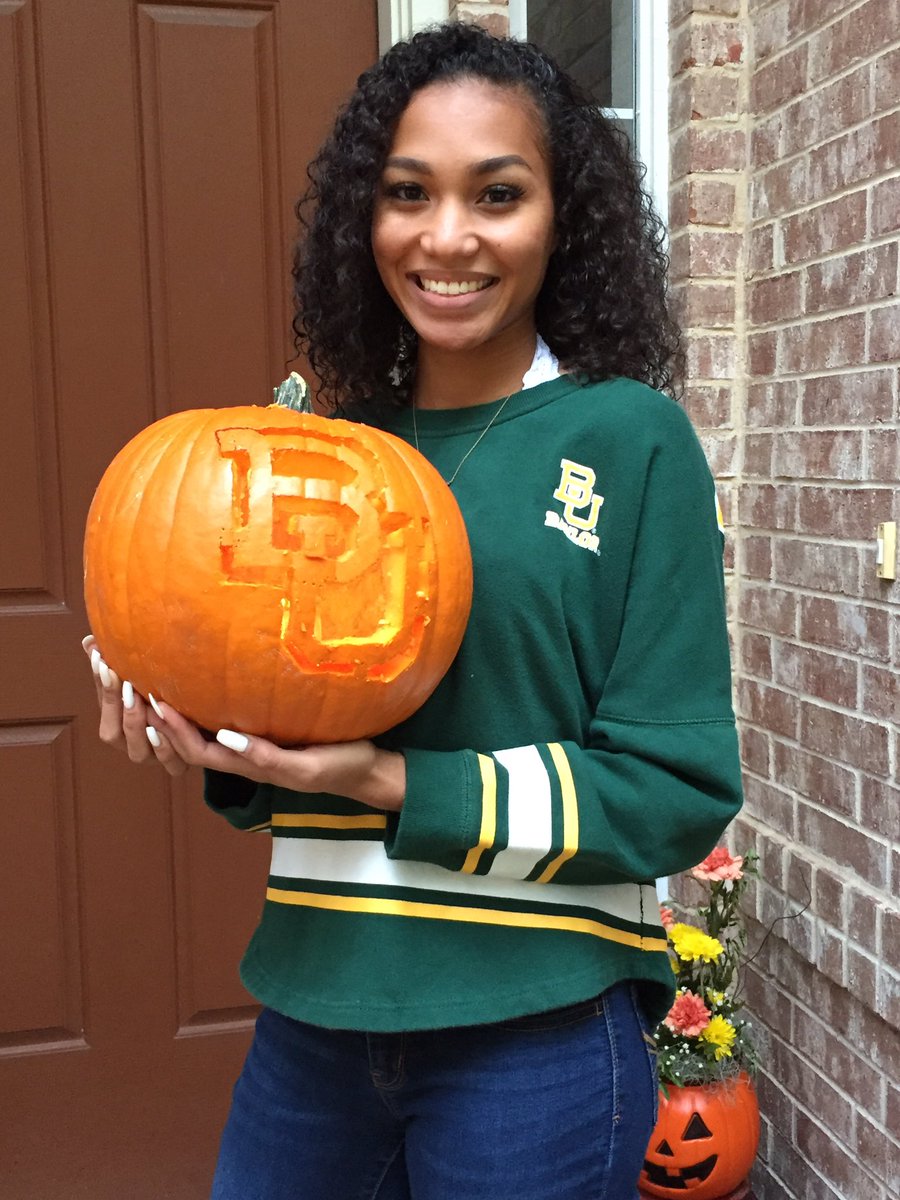 alyssalove3_'s tweet image. So excited to announce that i will be furthering my athletic and academic career at Baylor University!!! SICEM💛💚🐻