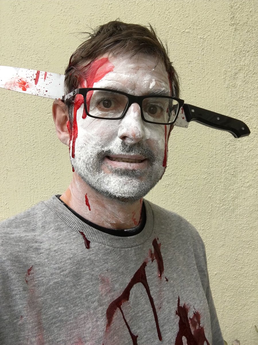 louistheroux's tweet photo. Happy Halloween! https://t.co/gVWryYZymH