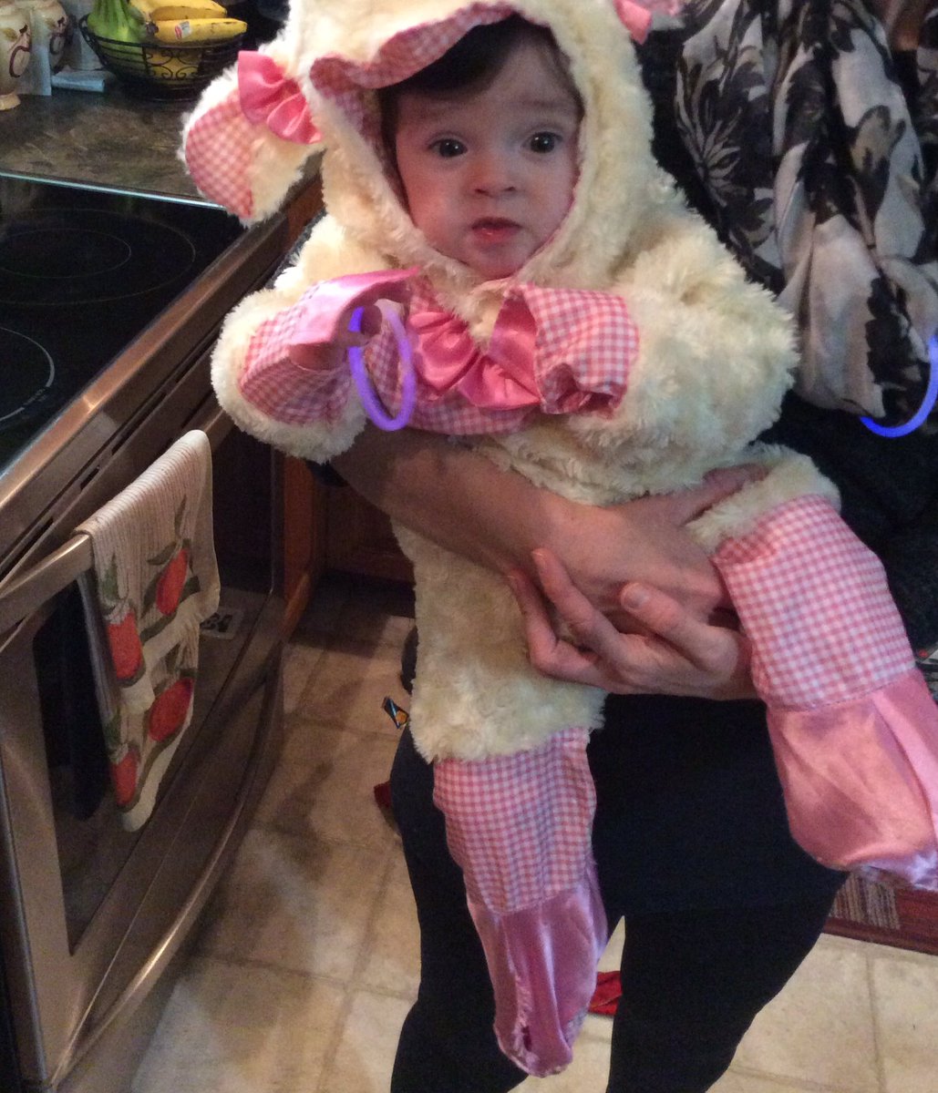 Ashers19's tweet image. Nephew and nieces Halloween 2017