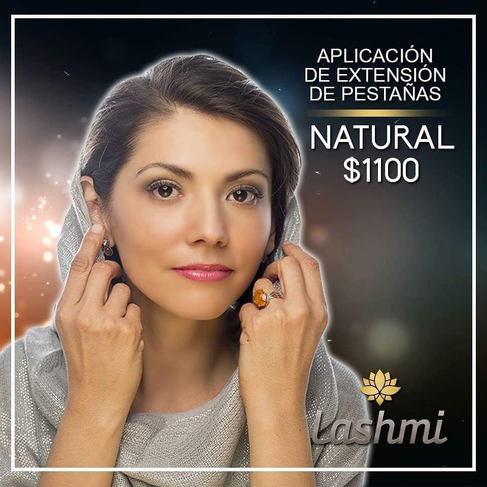 LashmiEyelashes's tweet photo. Porque tus pestañas también merecen cariño. https://t.co/ylTAmd4cAZ