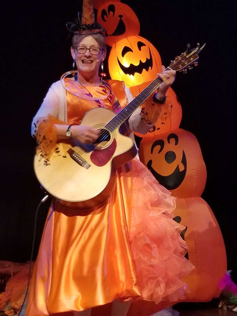 Another great Halloween Howl, <a href="/SylviaChave/">Sylvia Chave</a>! Girlie's already looking forward to Holiday Hoopla in December.