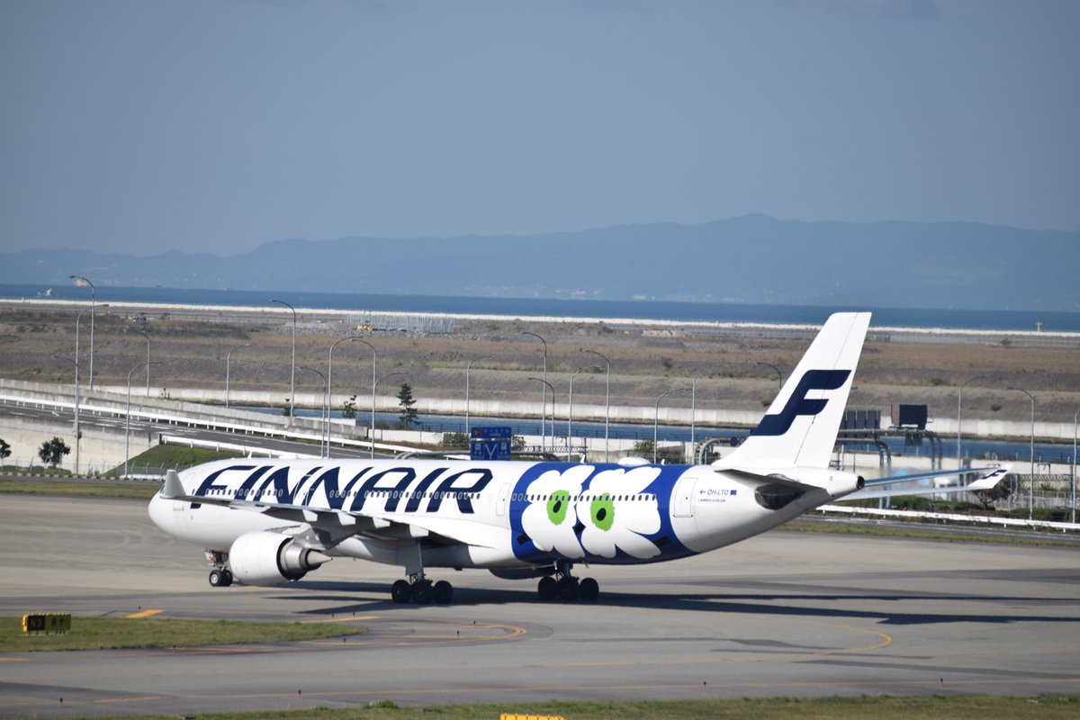 skyview_KIX's tweet photo. 【フィンエアマリメッコ塗装機】
おはようございます☀
・
冬スケジュールに入り#フィンエア も#a330 での運航となりましたが、毎日#マリメッコ塗装 で来てくれています✈︎
・
#finnair #marrimekkounikko #ohlto #kix #skyview https://t.co/kHVoCpRvfF