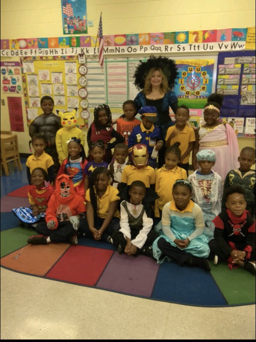 PaulCuffeChi's tweet photo. Halloween Fun! https://t.co/4arliOMjXM