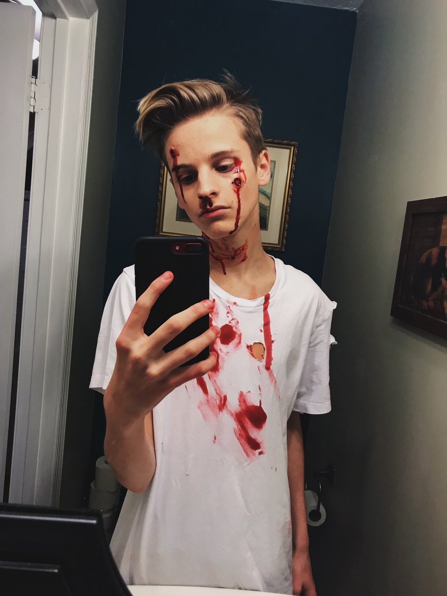 yourboymattb's tweet photo. 👅 https://t.co/r14kNfIysy
