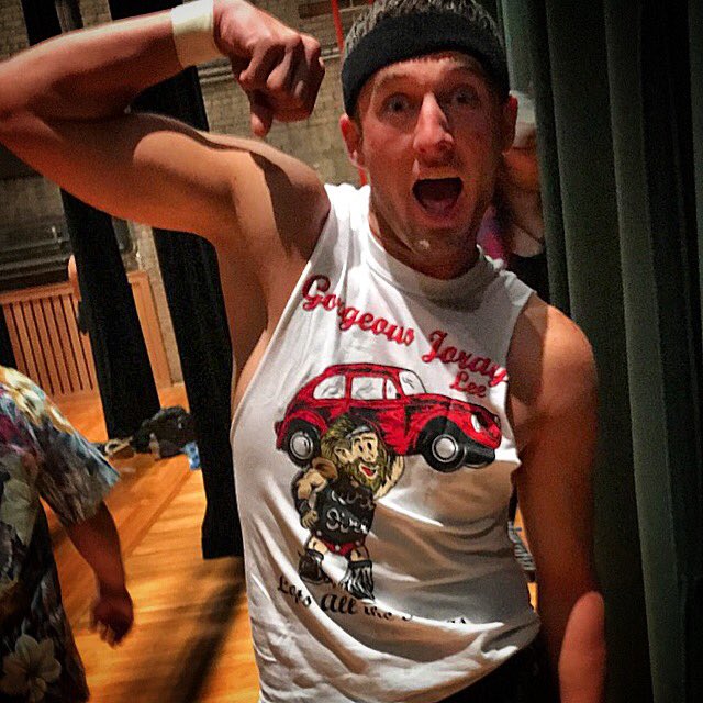 TheColinBrooks's tweet photo. Should probably post this before #Halloween is over. #CBrizz transformed into #TheDizz. #GorgeousBrooksyC #YouExpectedPunkDidntYou https://t.co/QMm1hl1fF2