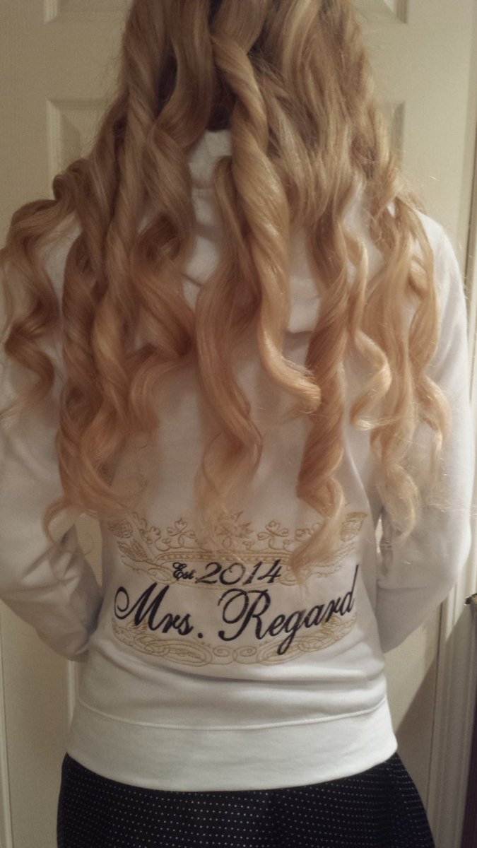 captonrob's tweet image. Crown Queen Mrs. Hoodie, Personalized Bride Hoodie, Maid of Honor  … etsy.me/2iR1Vdt #captonrob #BrideJacket