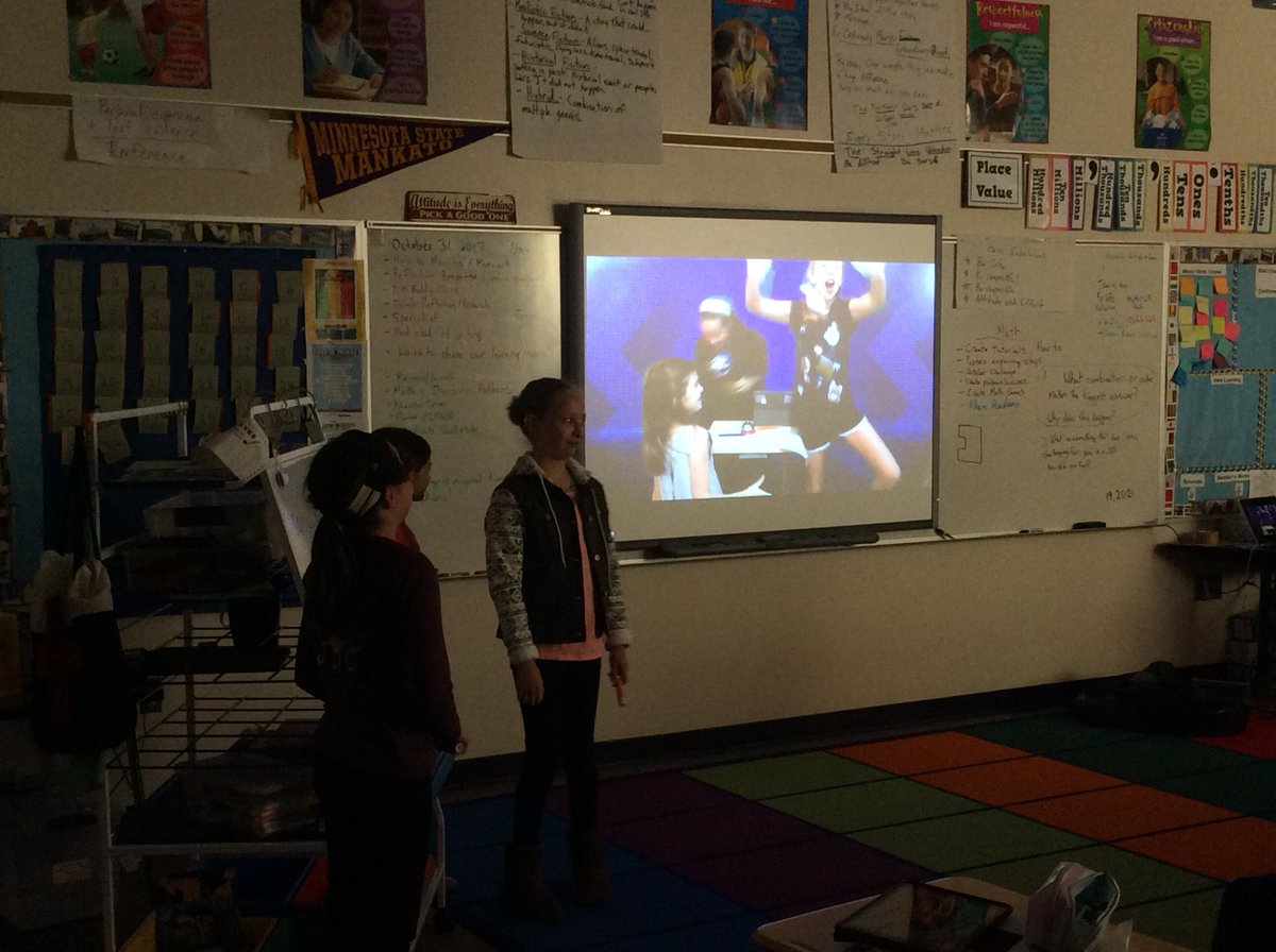 mrberlingsclass's tweet photo. Presenting their self assigned homework to the class! Amazing seeing the work and creativity of our students #diamondpath #creativitymatters https://t.co/voJZwViuOh