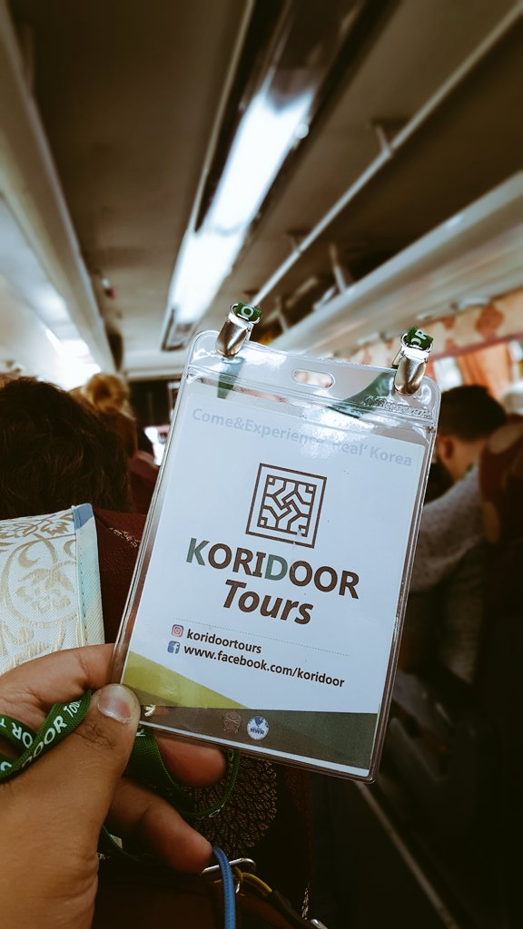 im_colour's tweet photo. Yep! We're doing the DMZ @koridoor1 Tour today! #VisitSeoul #seoulfall #fallinseoul #fallfoliage #fall #Seoul #Korea https://t.co/Te0HxGHNRo