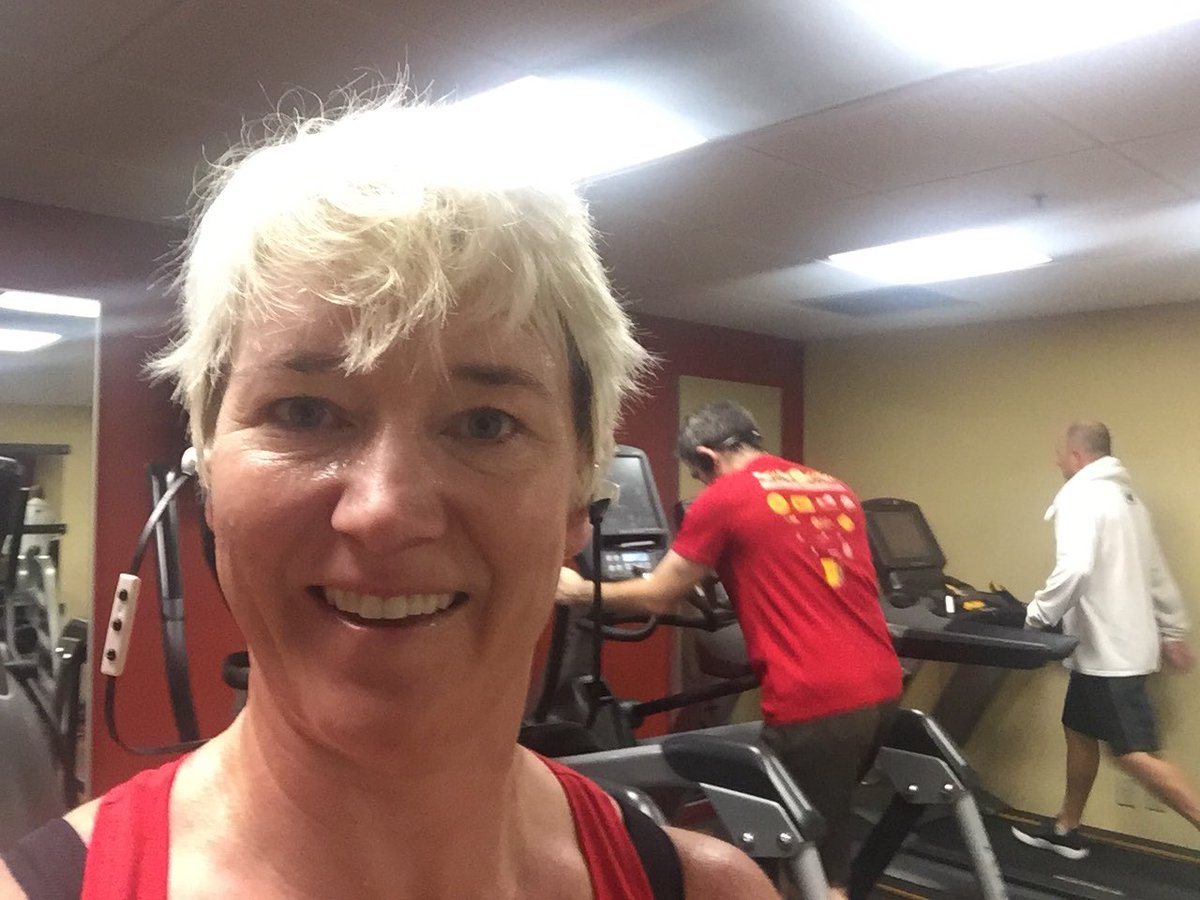 HeidiBegeot's tweet photo. Early morning hotel workout that I’m late in posting.
#businesstrip #hotelworkout #hiitcardio #hotelworkoutcomplete #bestalwart #livewell https://t.co/SYSLDumY1B